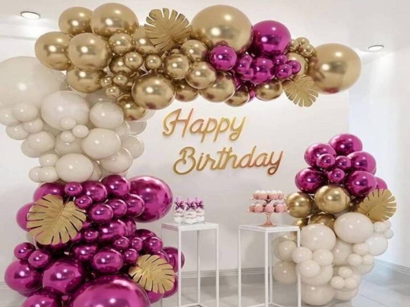 organic balloon garland